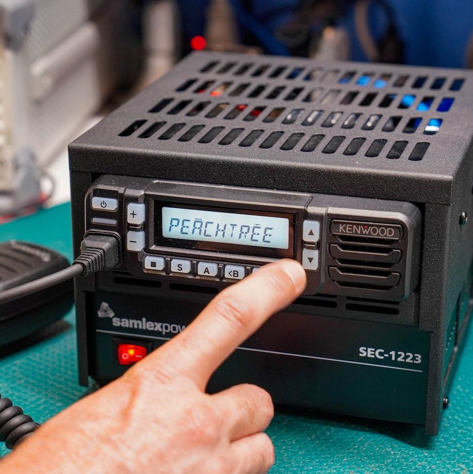 NX-1800HAUK2 400-470MHz 45W UHF/GMRS Base Station Kit