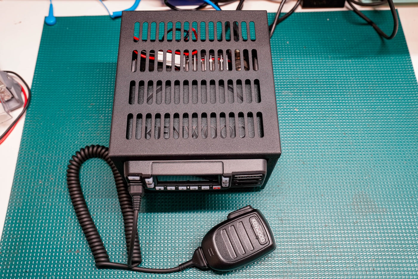 NX-1800HAUK2 400-470MHz 45W UHF/GMRS Base Station Kit