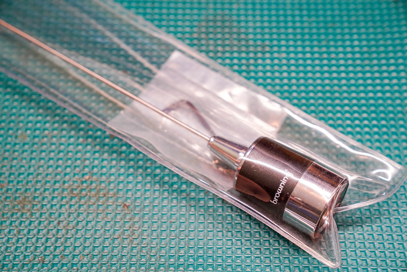 Browning BR-170 440 MHz to 480 MHz Wide Band UHF NMO Mount Mobile Antenna